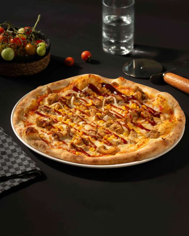 Tavuk Barbekü Pizza